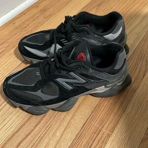 New balance 9060 lightly worn